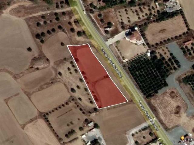 Residential land 4070 m²: https://www.bazaraki.com/adv/5787919_residential-land-4070-m2 (www.bazaraki.com)
