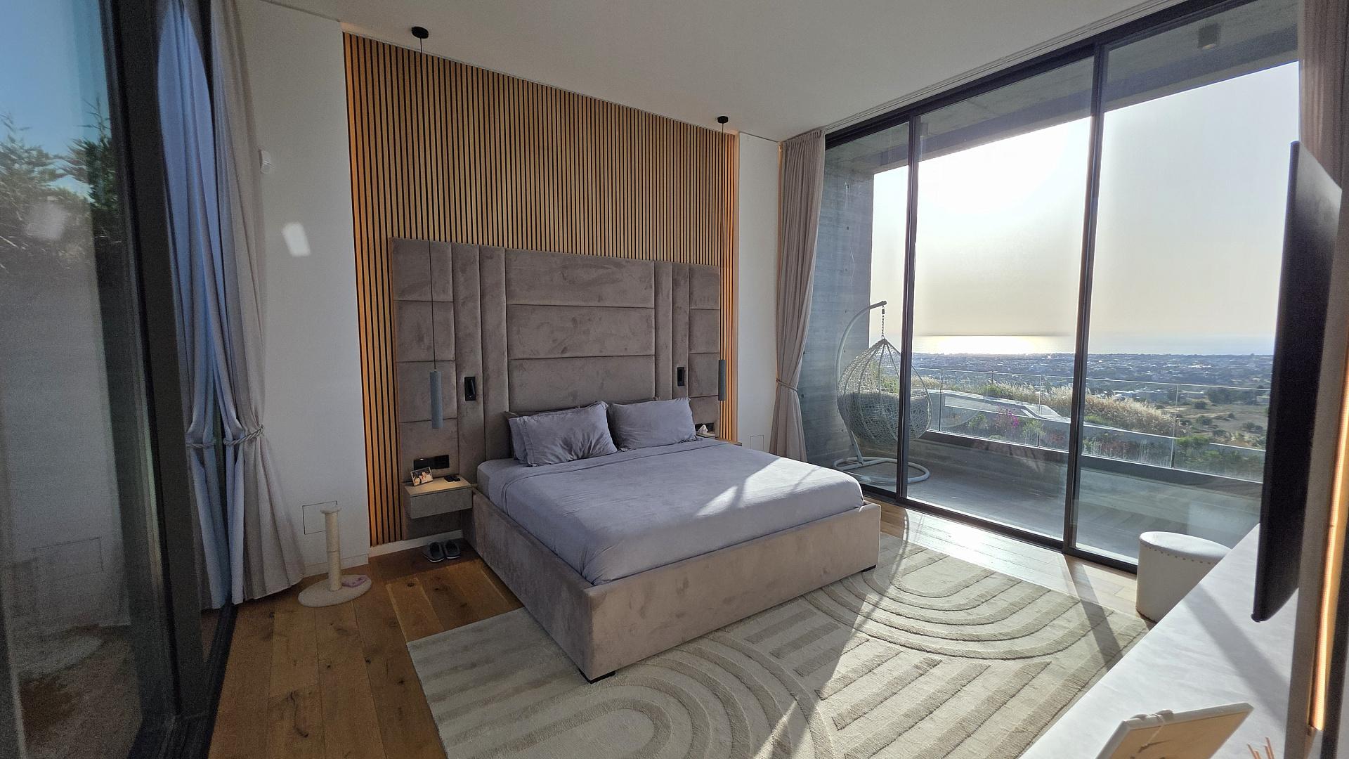 5-bedroom villa in Paphos № 152717: https://dom.com.cy/en/catalog/sale/152717/ (dom.com.cy)