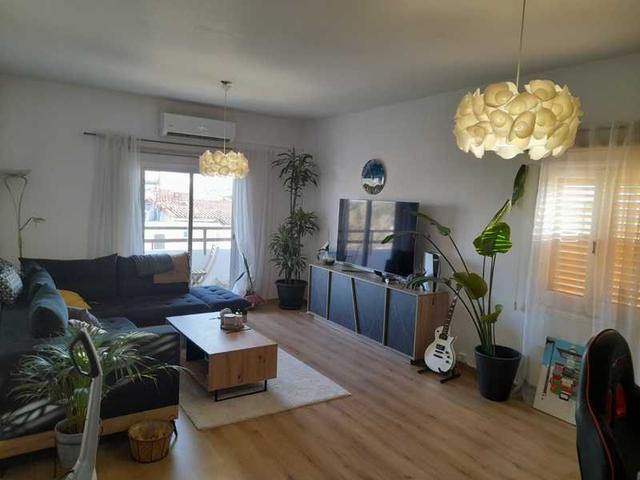 3-bedroom apartment for sale: https://www.bazaraki.com/adv/5796743_3-bedroom-apartment-for-sale (www.bazaraki.com)
