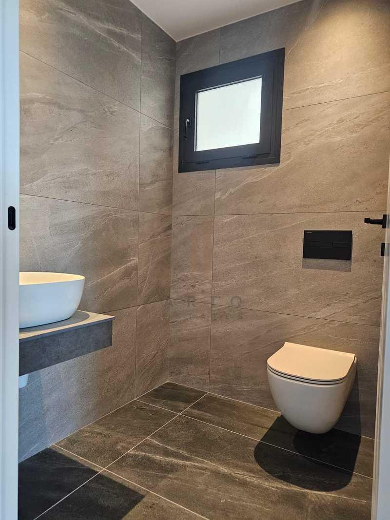 2-bedroom apartment to rent: https://www.bazaraki.com/adv/5787848_2-bedroom-apartment-to-rent (www.bazaraki.com)