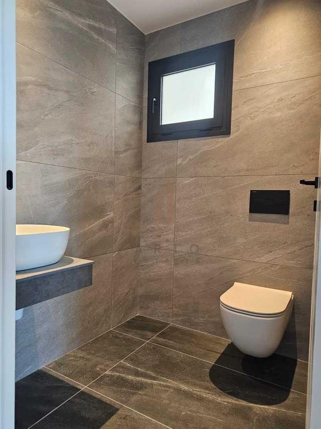 2-bedroom apartment to rent: https://www.bazaraki.com/adv/5787848_2-bedroom-apartment-to-rent (www.bazaraki.com)