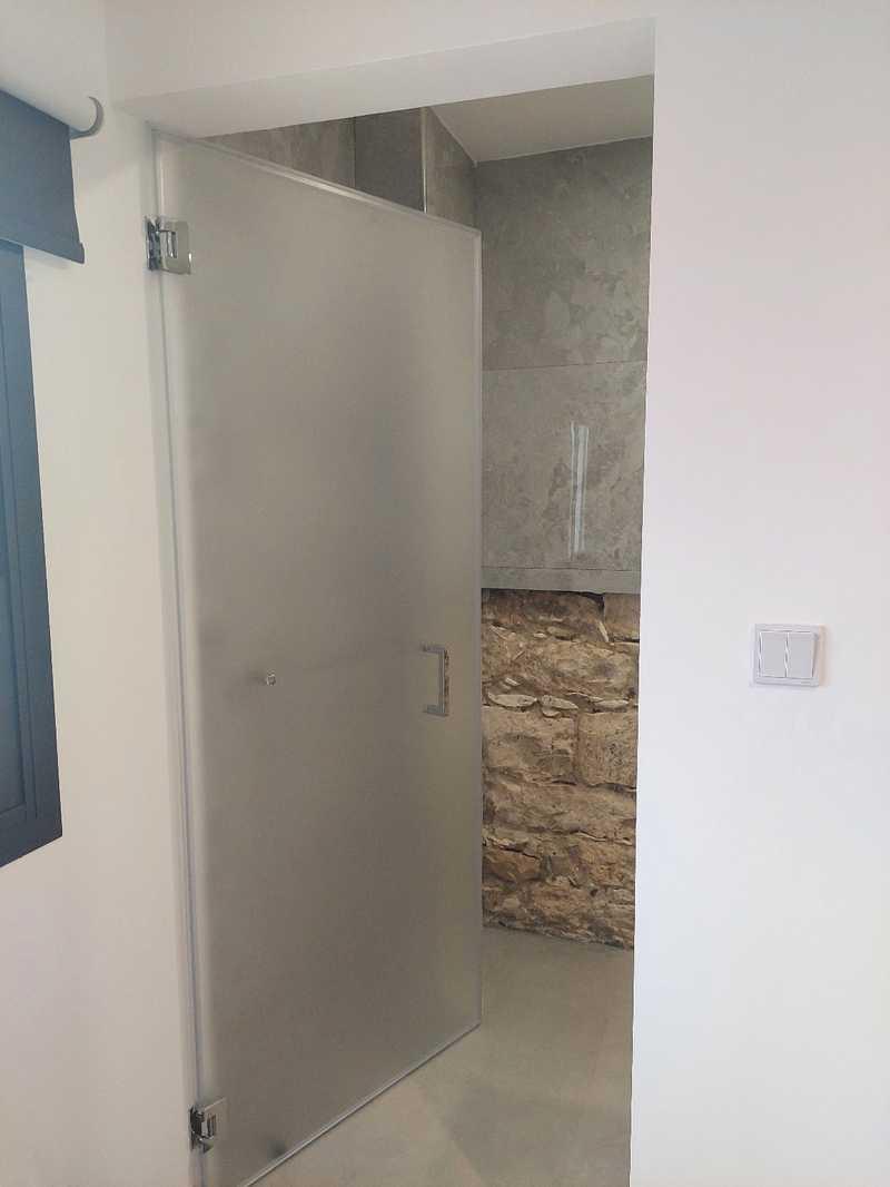 2-bedroom semi-detached to rent: https://www.bazaraki.com/adv/5790473_2-bedroom-semi-detached-to-rent (www.bazaraki.com)