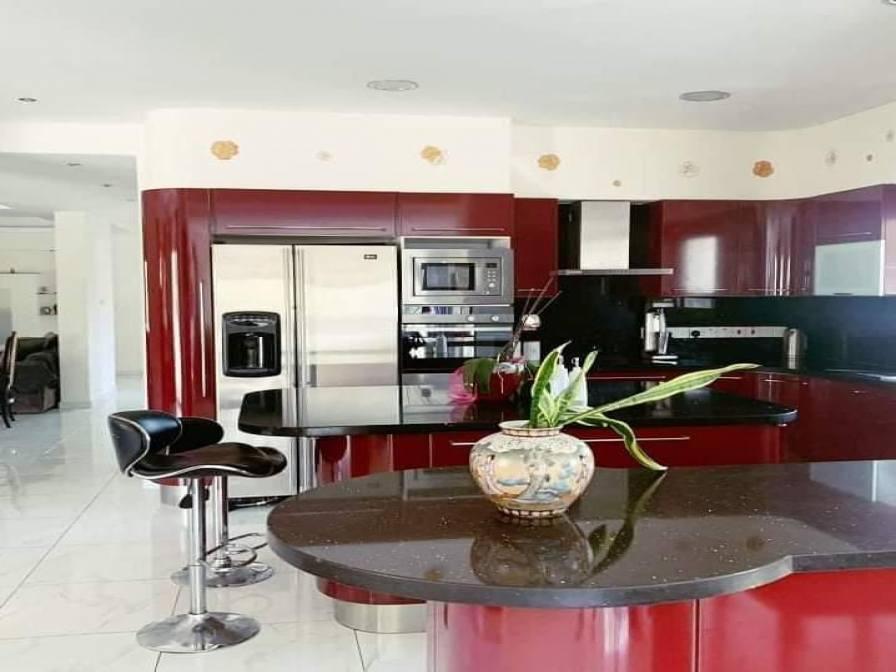 4 Bedroom detached house in Polemi: https://www.facebook.com/marketplace/item/1007993331088879 (www.facebook.com)