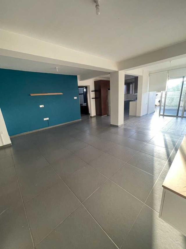 3-bedroom apartment to rent: https://www.bazaraki.com/adv/5793848_3-bedroom-apartment-to-rent (www.bazaraki.com)