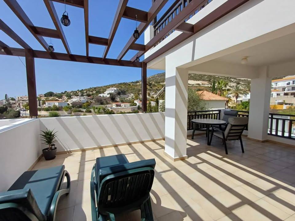 2 Bedroom Apartment for Sale in Peyia: https://www.facebook.com/marketplace/item/1039295661474611 (www.facebook.com)