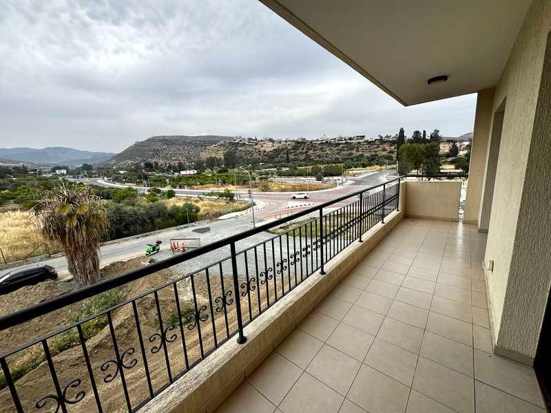 1-bedroom apartment to rent: https://www.bazaraki.com/adv/5798618_1-bedroom-apartment-to-rent (www.bazaraki.com)