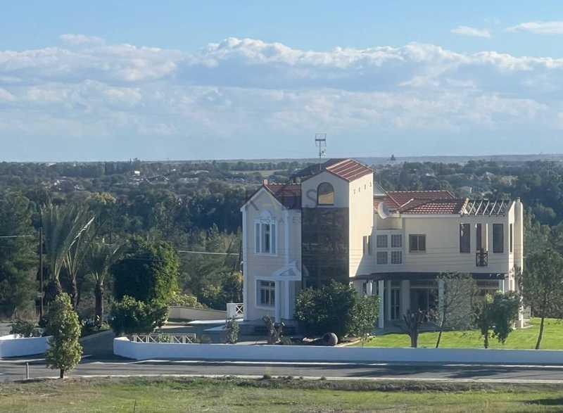 4-bedroom detached house for sale: https://www.bazaraki.com/adv/5791619_4-bedroom-detached-house-for-sale (www.bazaraki.com)