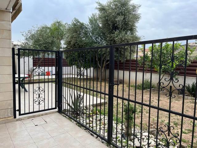 House for sale in Dali Nicosia: https://www.facebook.com/marketplace/item/996706095940838 (www.facebook.com)