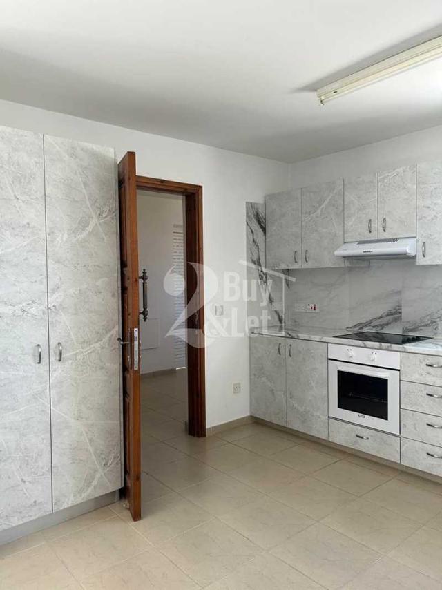 3-bedroom apartment to rent: https://www.bazaraki.com/adv/5765493_3-bedroom-apartment-to-rent (www.bazaraki.com)