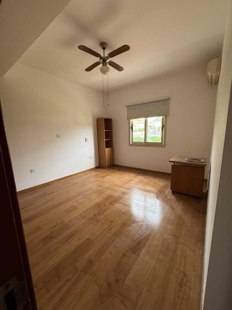 4-bedroom semi-detached to rent: https://www.bazaraki.com/adv/5793622_4-bedroom-semi-detached-to-rent (www.bazaraki.com)