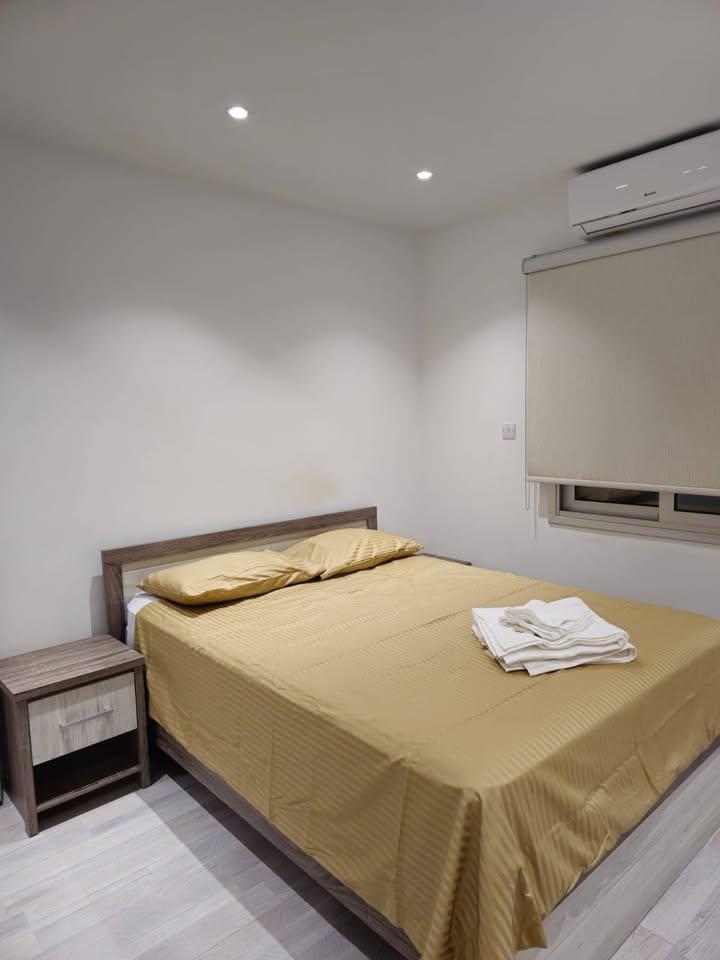 FOR RENT Fully renovated 4-bedroom apartment Neapolis area, Limassol: https://www.facebook.com/marketplace/item/1845773462935069 (www.facebook.com)