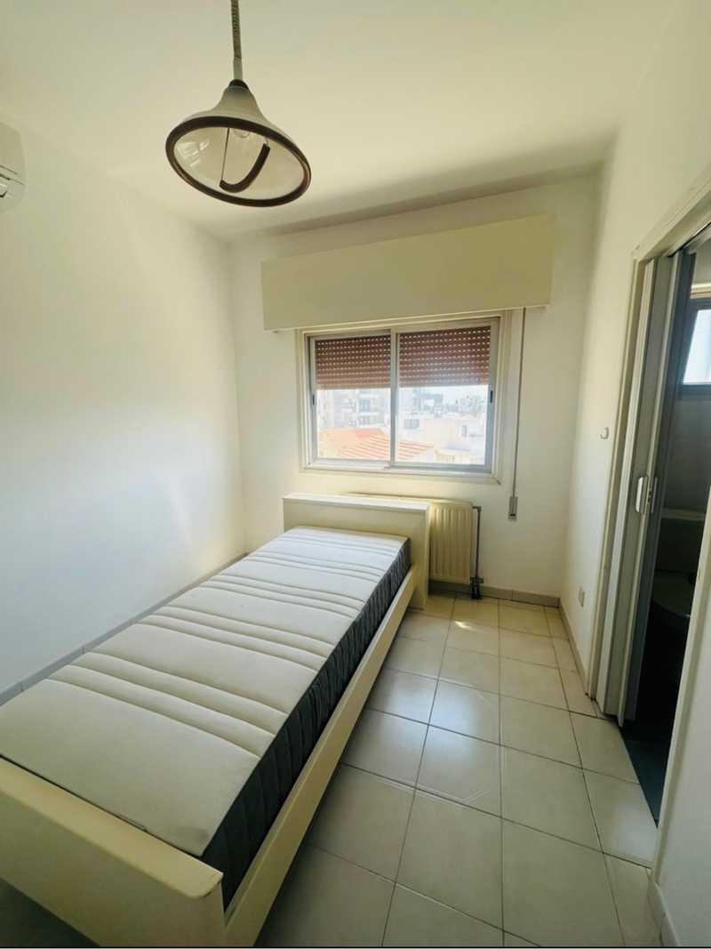 3-bedroom penthouse to rent: https://www.bazaraki.com/adv/5796019_3-bedroom-penthouse-to-rent (www.bazaraki.com)