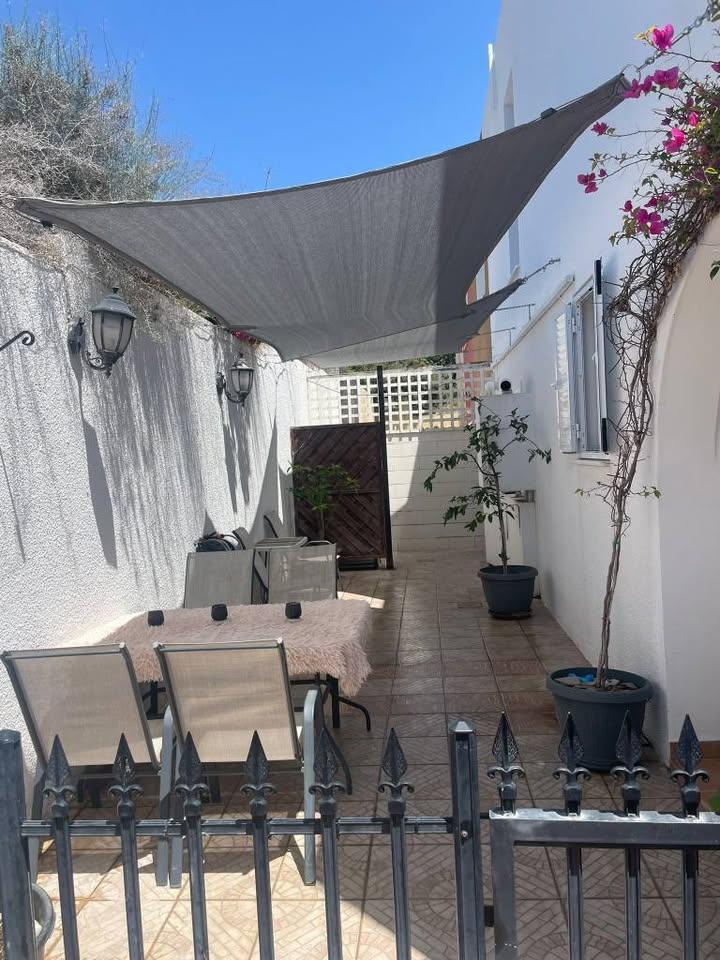 Large townhouse with centralheating in Peyia: https://www.facebook.com/marketplace/item/1235320814914526 (www.facebook.com)