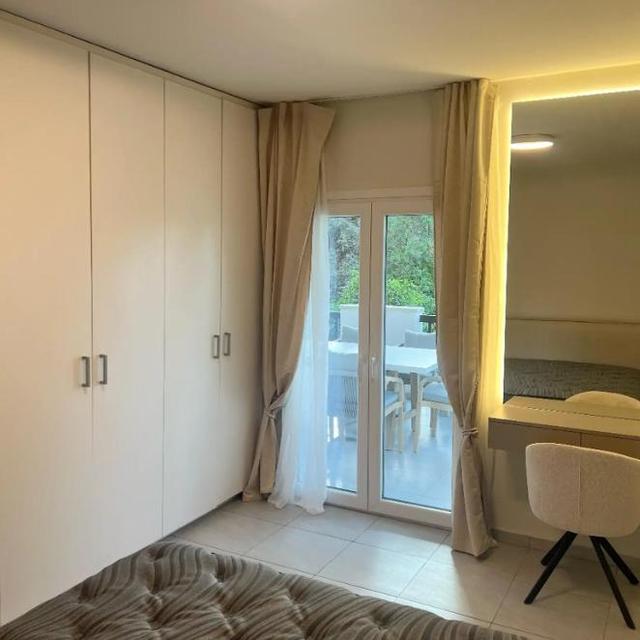 2-bedroom flat in Nicosia №152090: https://dom.com.cy/en/catalog/rent/152090/ (dom.com.cy)