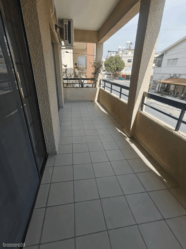 3-bedroom apartment to rent: https://www.bazaraki.com/adv/5798633_3-bedroom-apartment-to-rent (www.bazaraki.com)