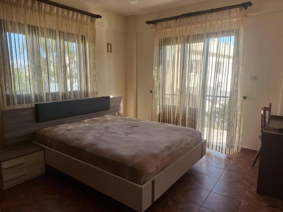 Stunning villa in Oroklini in Prime Cul‑de‑Sac Location 2 mins from the beach: https://www.facebook.com/marketplace/item/693956403015567 (www.facebook.com)