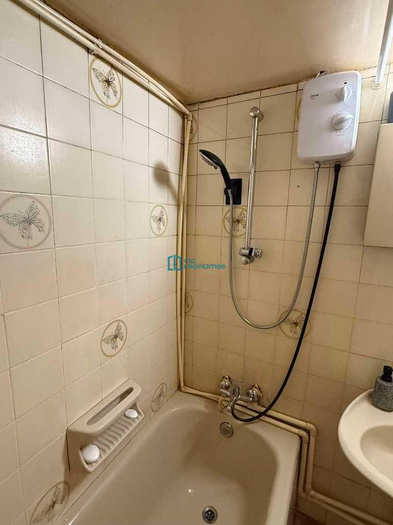 3-bedroom apartment for sale: https://www.bazaraki.com/adv/5797028_3-bedroom-apartment-for-sale (www.bazaraki.com)