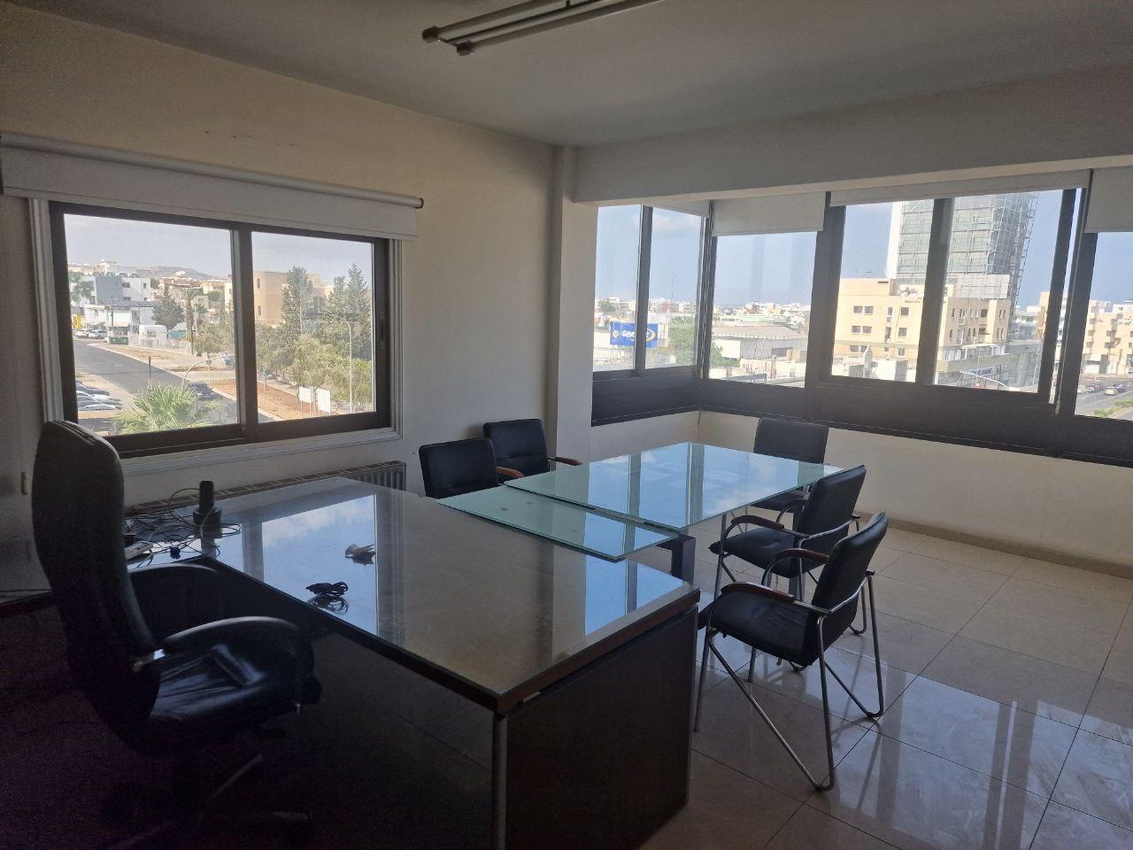 Office in Larnaca №154227: https://dom.com.cy/en/catalog/rent/154227/ (dom.com.cy)