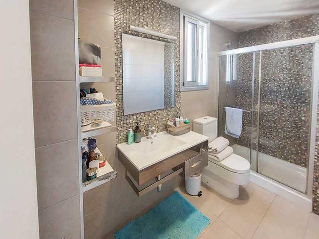 3-bedroom apartment to rent: https://www.bazaraki.com/adv/5794571_3-bedroom-apartment-to-rent (www.bazaraki.com)