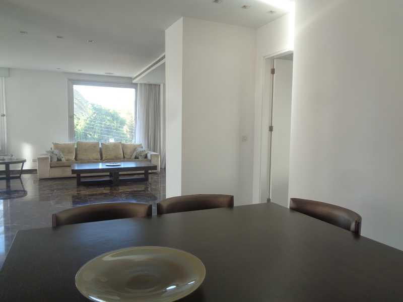 3-bedroom penthouse to rent: https://www.bazaraki.com/adv/5796952_3-bedroom-penthouse-to-rent (www.bazaraki.com)