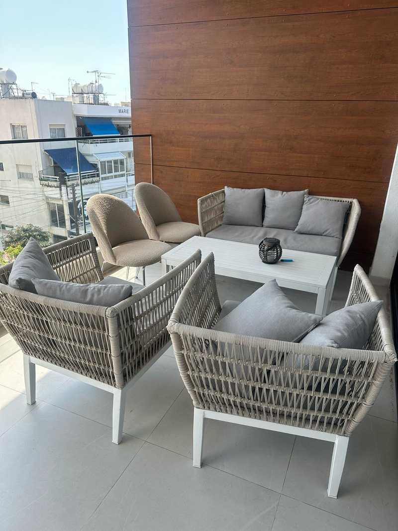 3-bedroom penthouse to rent: https://www.bazaraki.com/adv/5796472_3-bedroom-penthouse-to-rent (www.bazaraki.com)
