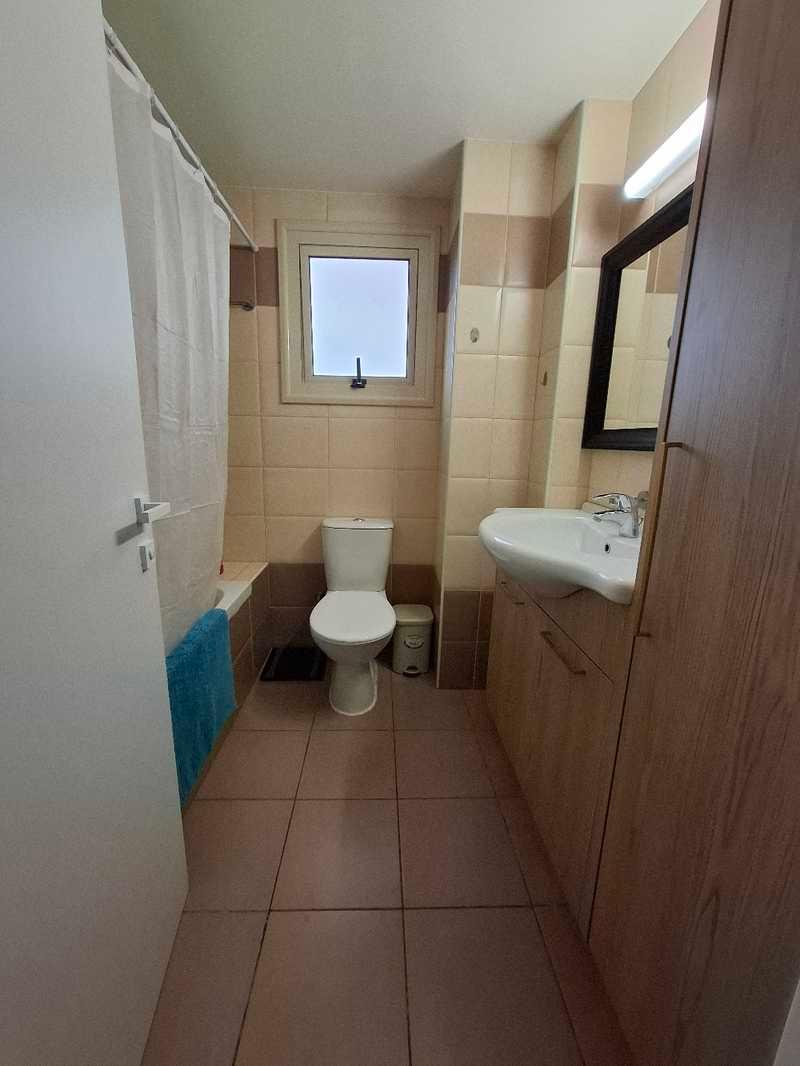 2-bedroom apartment to rent: https://www.bazaraki.com/adv/5798322_2-bedroom-apartment-to-rent (www.bazaraki.com)