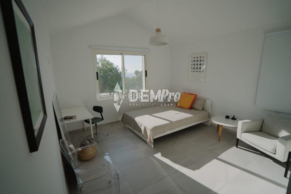 Villa For Sale in Tala, Paphos - DP4830: https://www.offer.com.cy/en/villa-for-sale-in-tala-paphos-dp4830/21-816982/ (www.offer.com.cy)