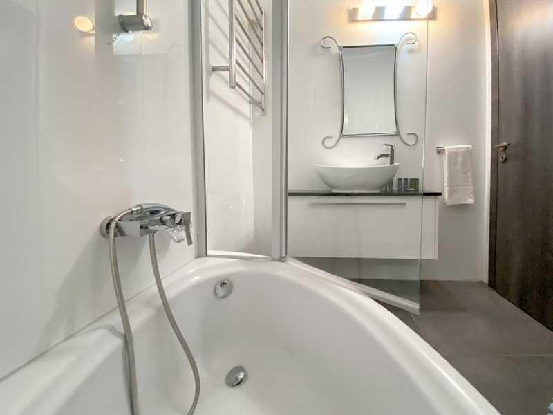 2-bedroom apartment to rent: https://www.bazaraki.com/adv/5788011_2-bedroom-apartment-to-rent (www.bazaraki.com)