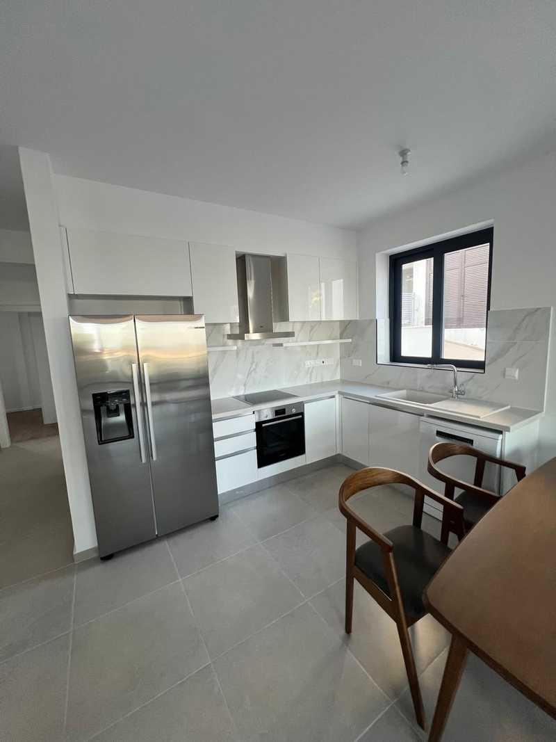 2-bedroom apartment to rent: https://www.bazaraki.com/adv/5793402_2-bedroom-apartment-to-rent (www.bazaraki.com)