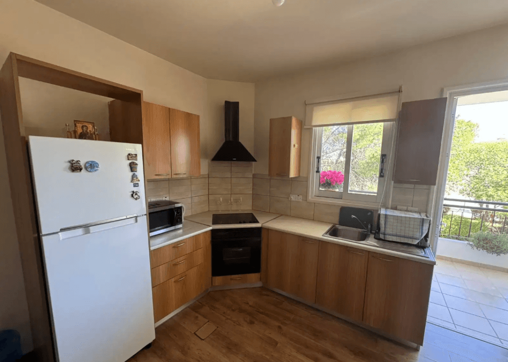 2 Bedroom Flat For Sale: https://www.zyprus.com/property/39303/2-bedrooms-apartment-flat-in-dasoupoli-strovolos-nicosia (www.zyprus.com)