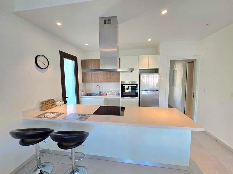 2-bedroom apartment to rent: https://www.bazaraki.com/adv/5790563_2-bedroom-apartment-to-rent (www.bazaraki.com)