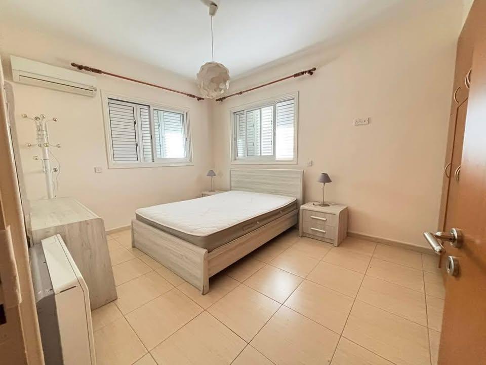 COZY AND SPACIOUS 3  BEDROOM RETIRE FLAT FOR RENT IN ACROPOLIS/STROVOLOS AREA
Great location off ifi: https://www.facebook.com/marketplace/item/2064248520749297 (www.facebook.com)