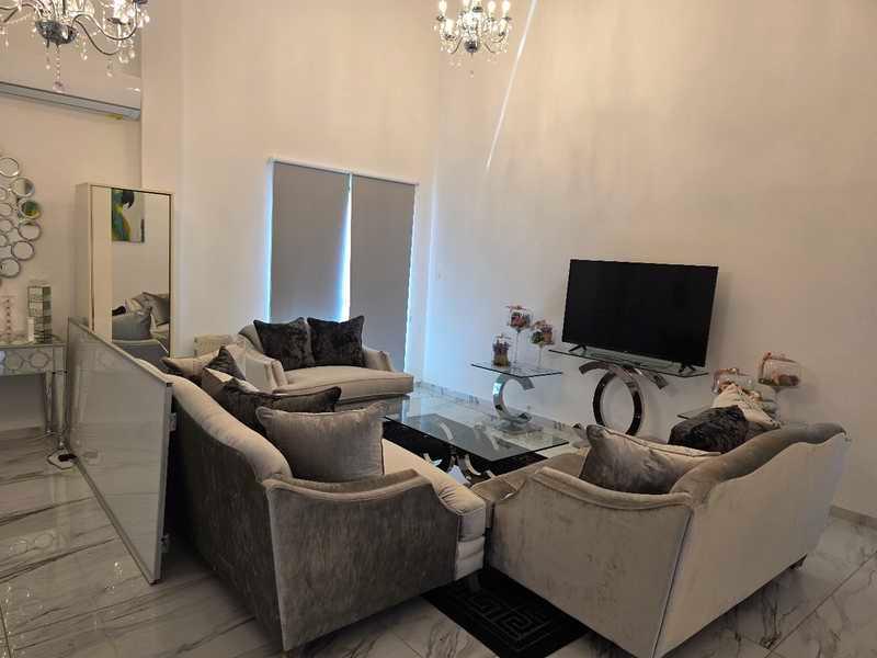 4-bedroom apartment to rent: https://www.bazaraki.com/adv/5786834_4-bedroom-apartment-to-rent (www.bazaraki.com)