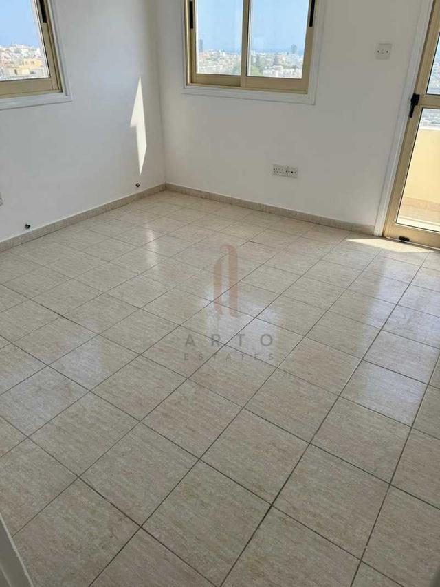  3-bedroom apartment to rent: https://www.bazaraki.com/adv/5796217_3-bedroom-apartment-to-rent (www.bazaraki.com)