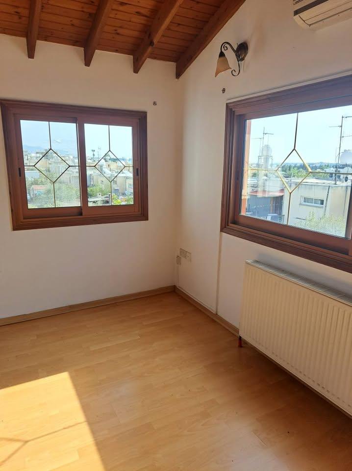 House for sale Latsia: https://www.facebook.com/marketplace/item/523999637315895 (www.facebook.com)