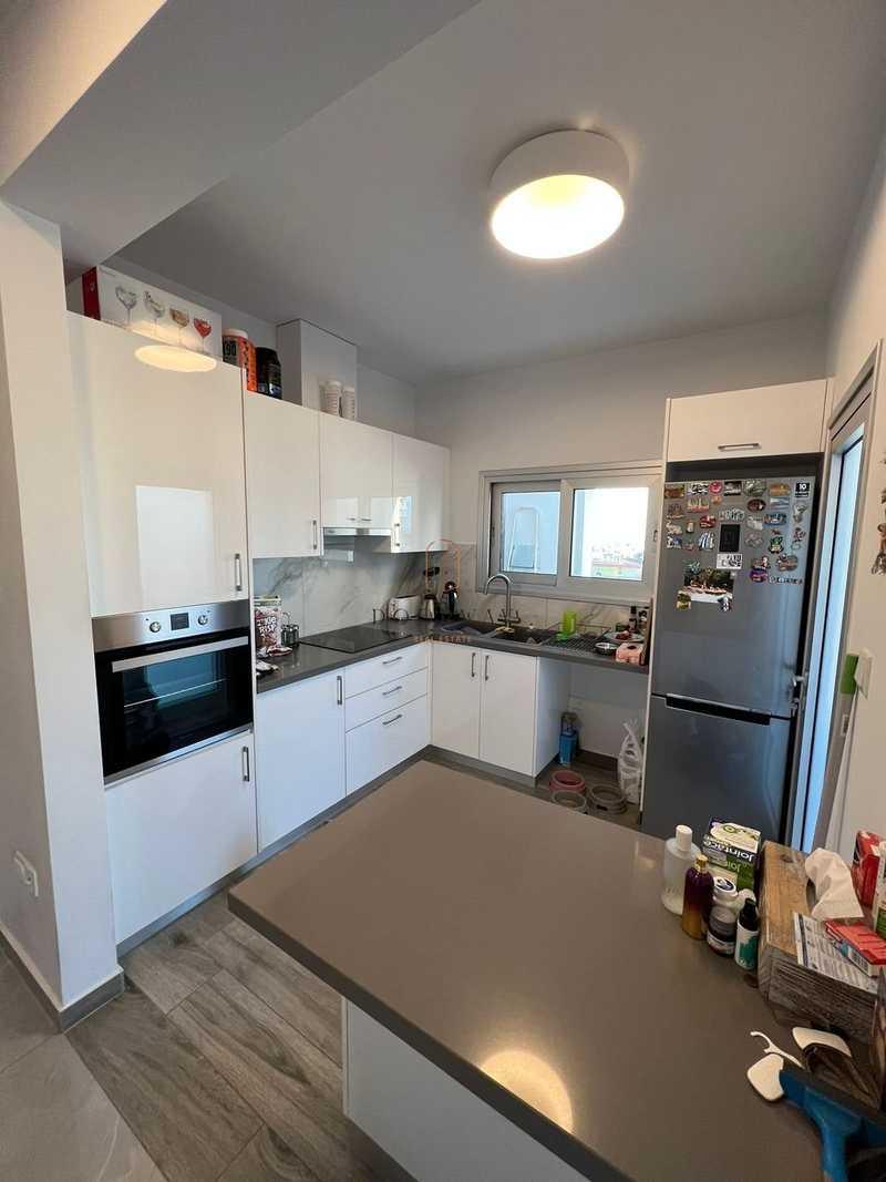 3-bedroom penthouse for sale: https://www.bazaraki.com/adv/5794775_3-bedroom-penthouse-for-sale (www.bazaraki.com)