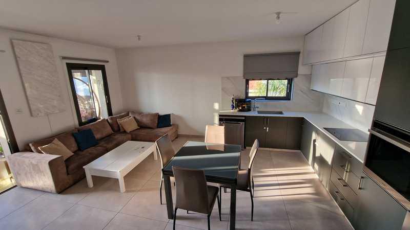 2-bedroom apartment for sale: https://www.bazaraki.com/adv/5794284_2-bedroom-apartment-for-sale (www.bazaraki.com)