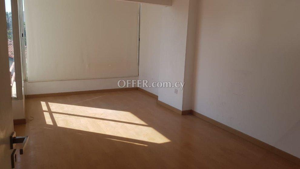 Office for rent in Agios Nicolaos, Limassol: https://www.offer.com.cy/en/office-for-rent-in-agios-nicolaos-limassol/21-816219/ (www.offer.com.cy)