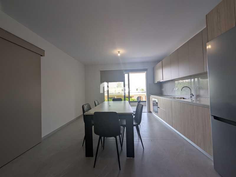 2-bedroom apartment to rent: https://www.bazaraki.com/adv/5795364_2-bedroom-apartment-to-rent (www.bazaraki.com)
