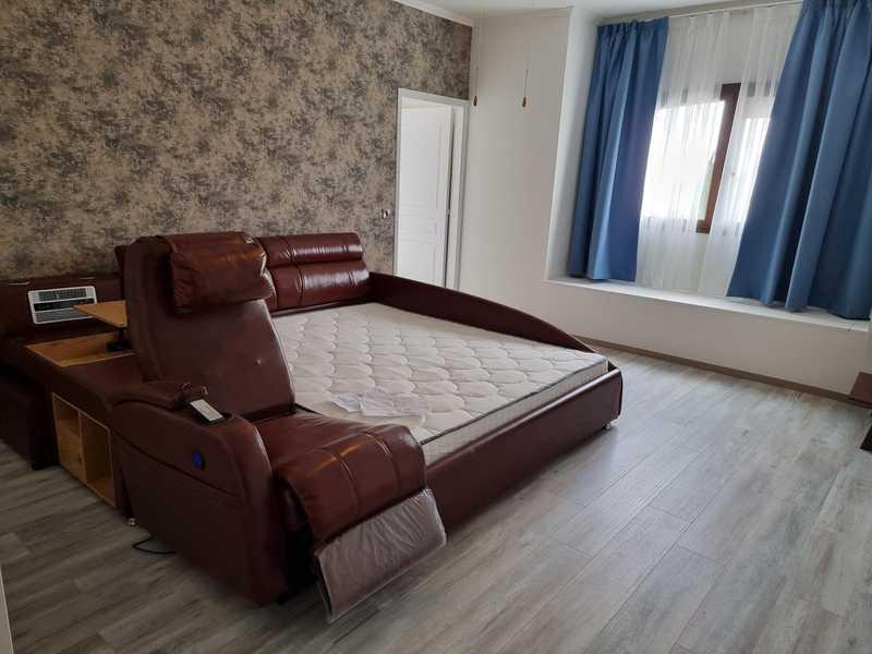  5-bedroom detached house to rent: https://www.bazaraki.com/adv/5789294_5-bedroom-detached-house-to-rent (www.bazaraki.com)