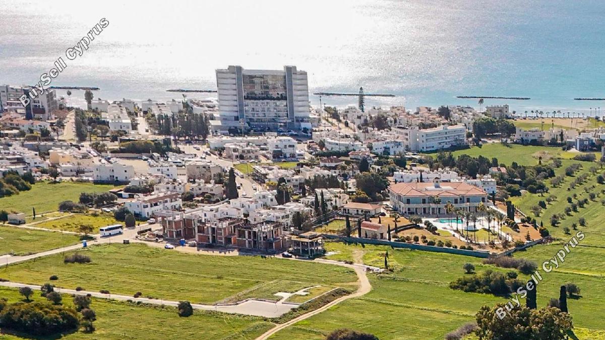 798 SQM Plot for sale in Dekeleia, Larnaca: https://www.buysellcyprus.com/property-for-sale/larnaca/dekeleia/plot-for-sale-dekeleia-larnaca-1796740.html (www.buysellcyprus.com)