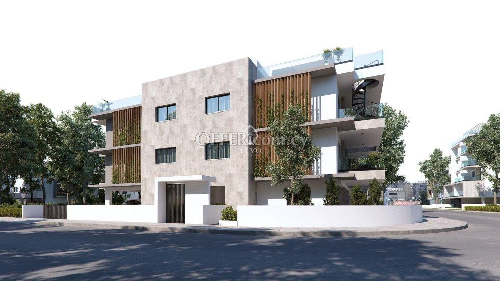 THREE BEDROOM TOP FLOOR APARTMENT WITH ROOF GARDEN IN ASOMATOS: https://www.offer.com.cy/en/three-bedroom-top-floor-apartment-with-roof-garden-in-asomatos/21-816174/ (www.offer.com.cy)