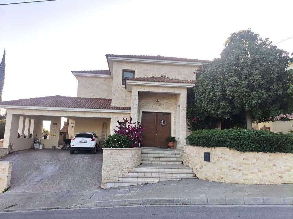 Πετρόχτιστο Κλασσικο Σπιτι: https://www.facebook.com/marketplace/item/1888254505264084 (www.facebook.com)