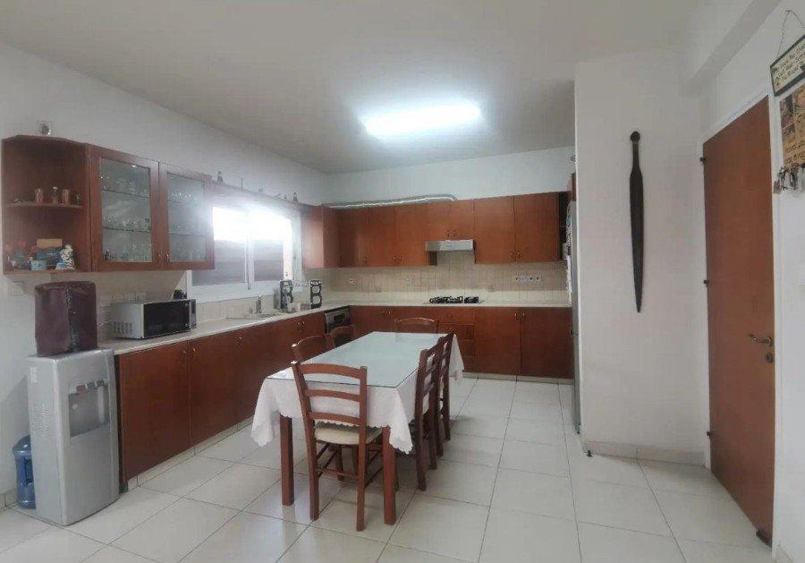 For Sale, Four-Bedroom Semi-Detached House in Strovolos: https://www.offer.com.cy/en/for-sale-four-bedroom-semi-detached-house-in-strovolos/21-816704/ (www.offer.com.cy)