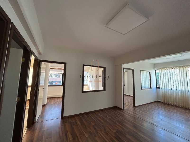 Office in mesa geitonia: https://www.bazaraki.com/adv/5796748_office-in-mesa-geitonia (www.bazaraki.com)