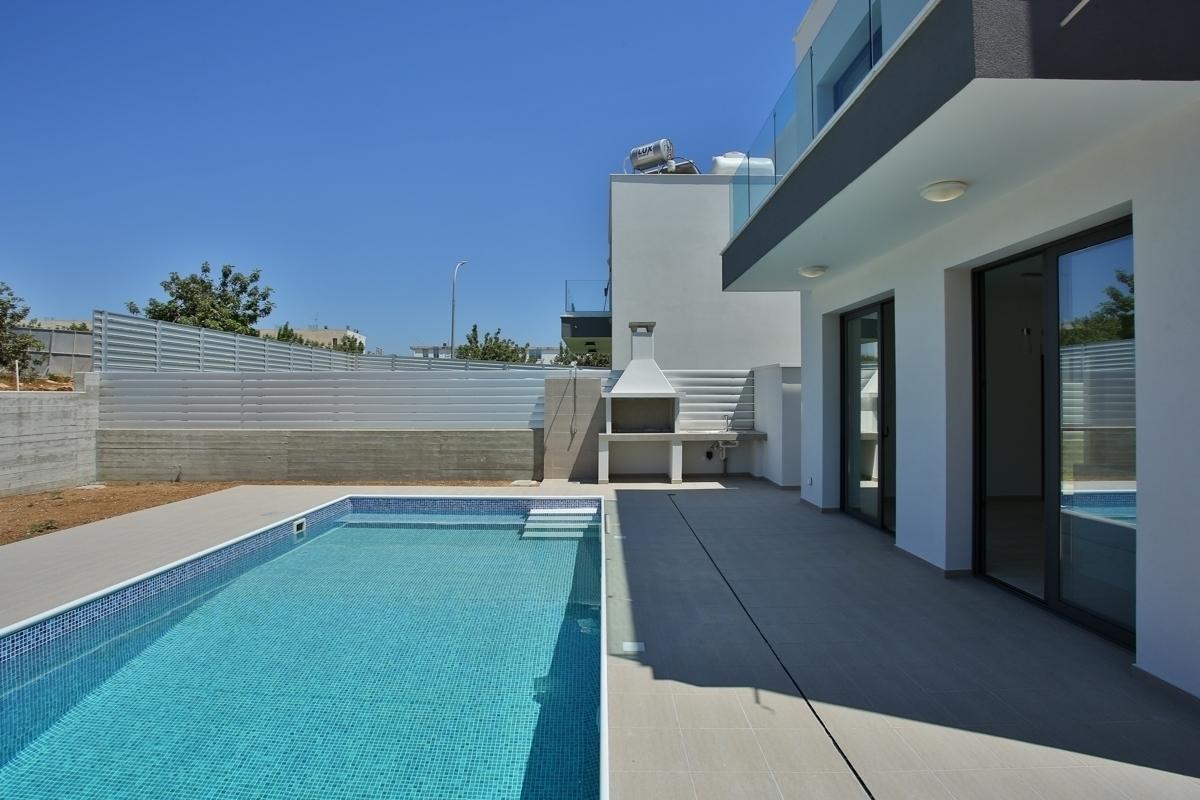 New 3-bedroom house in Paphos № 153077: https://dom.com.cy/en/catalog/sale/153077/ (dom.com.cy)