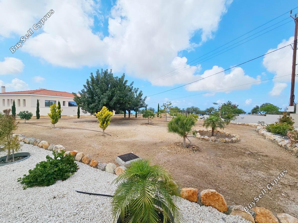 4 Bedroom Detached house for sale in Akoursos, Paphos: https://www.buysellcyprus.com/property-for-sale/paphos/akoursos/4-bed-detached-house-for-sale-akoursos-paphos-1799539.html (www.buysellcyprus.com)