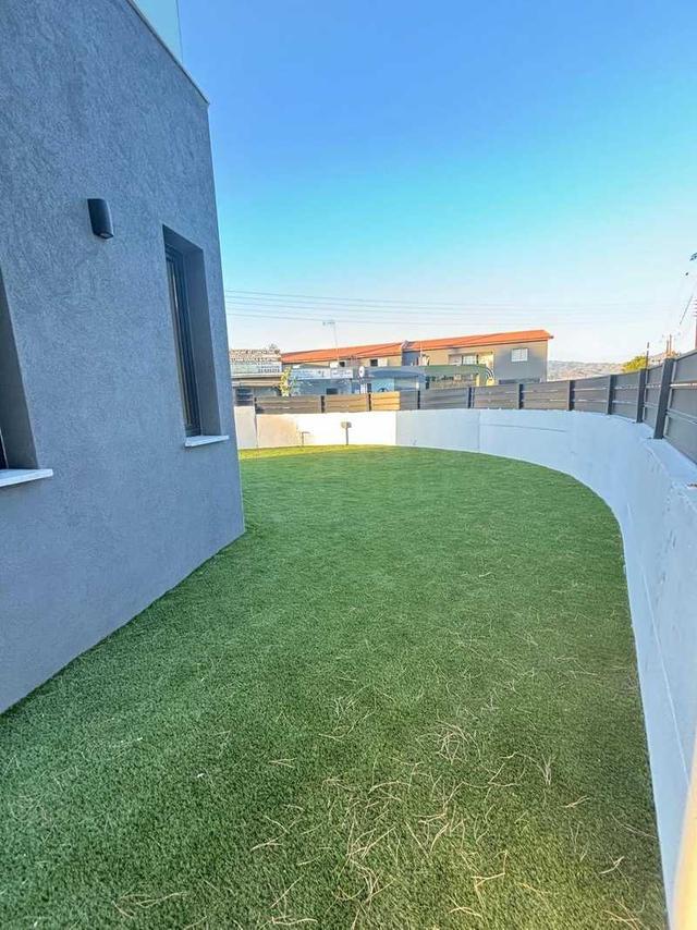 2-bedroom detached house to rent: https://www.bazaraki.com/adv/5797376_2-bedroom-detached-house-to-rent (www.bazaraki.com)