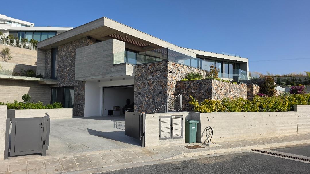 5-bedroom villa in Paphos № 152717: https://dom.com.cy/en/catalog/sale/152717/ (dom.com.cy)