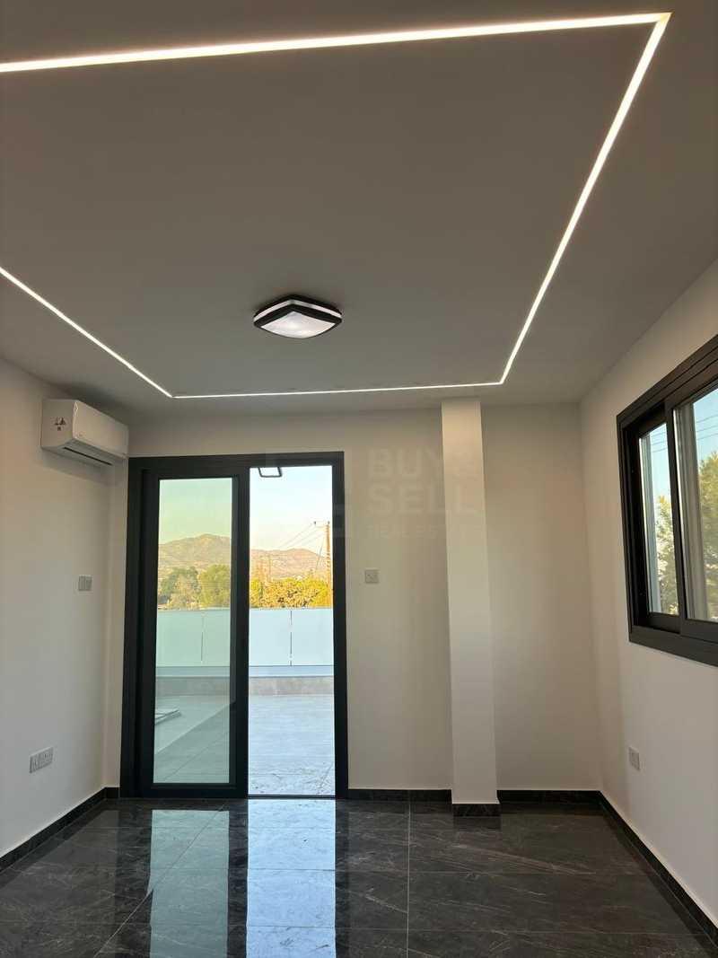2-bedroom detached house to rent: https://www.bazaraki.com/adv/5797376_2-bedroom-detached-house-to-rent (www.bazaraki.com)